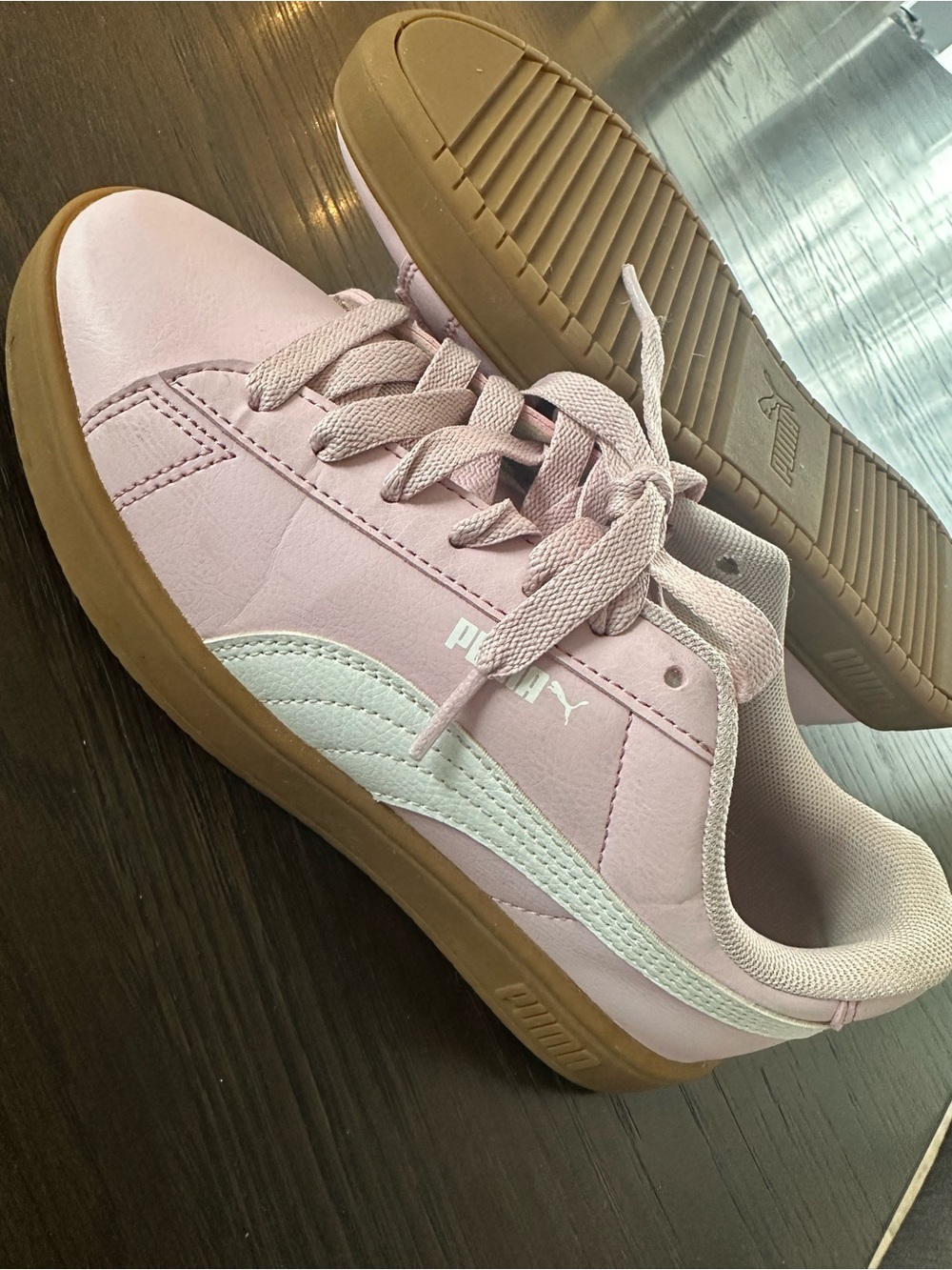 Girls Puma Light Pink Low-Top Sneakers with White Formstrip and Gum Sole